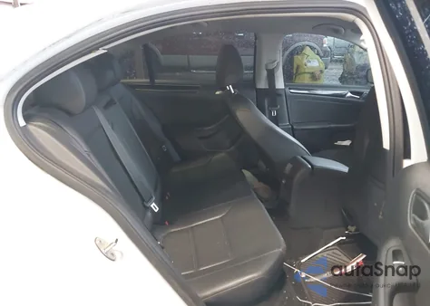 2016 Volkswagen Jetta 1.8T Sel from USA, damaged, VIN 3VWL07AJ1GM213119